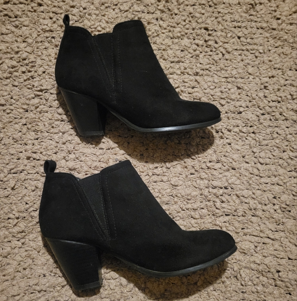 WOMENS PIERRE DUMAS SUEDE ANKLE BOOTS BLACK SIZE 7.5